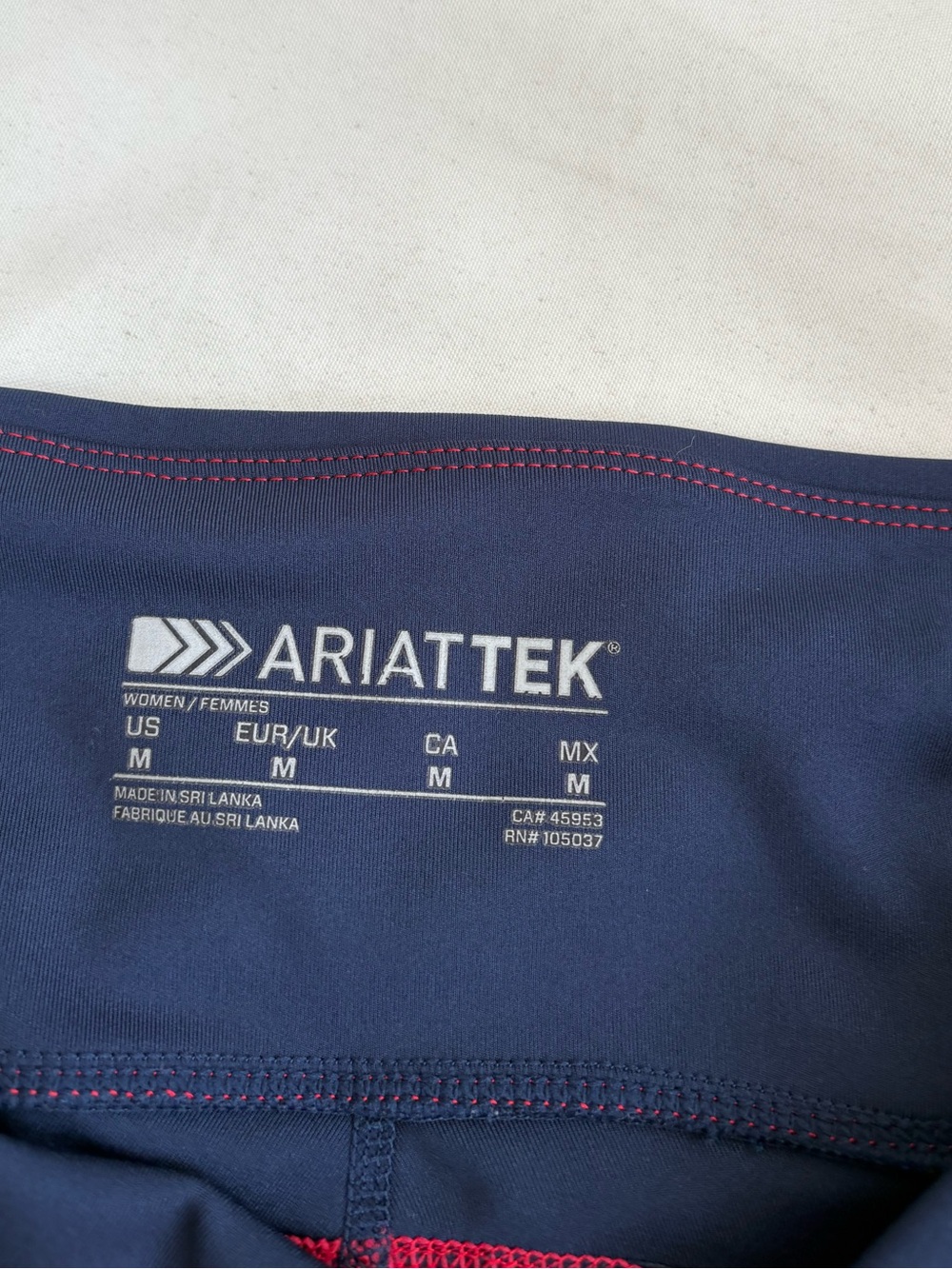 Ariat women’s EOS Full Seat navy Riding Tight size medium red logo and stitching - Picture 6 of 6